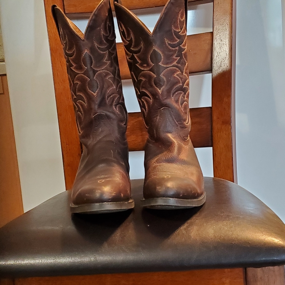 Cody James Cowboy Boots, Men's U.S. size 11, Brown